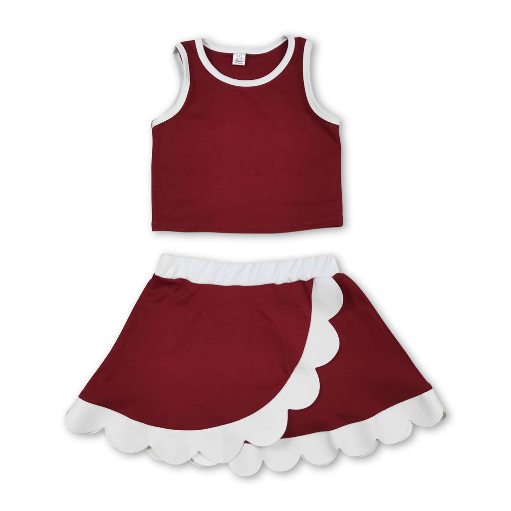 Maroon/White Scallop
